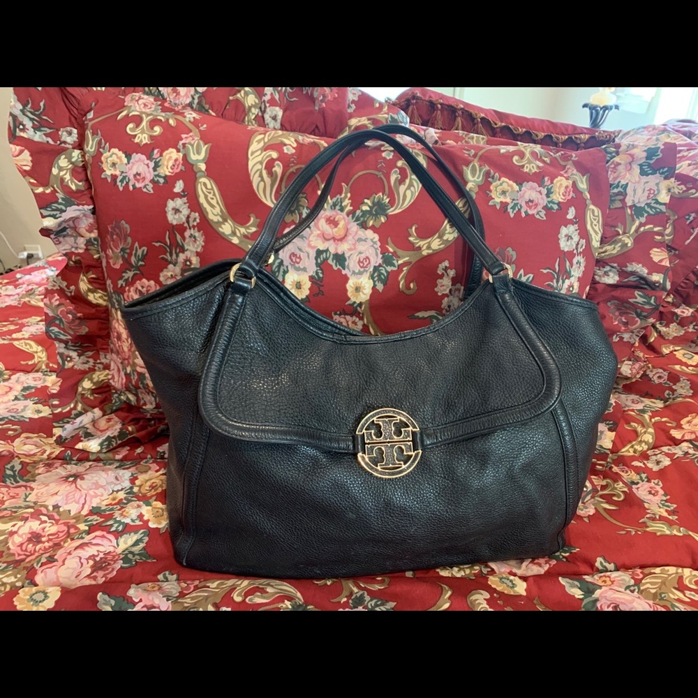 Large Tory Burch black pebble leather